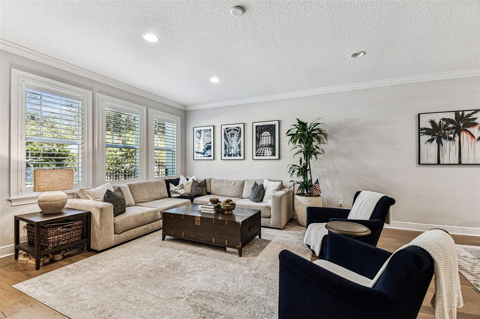 Image 4 of 39 For 3816 Horatio Street 2