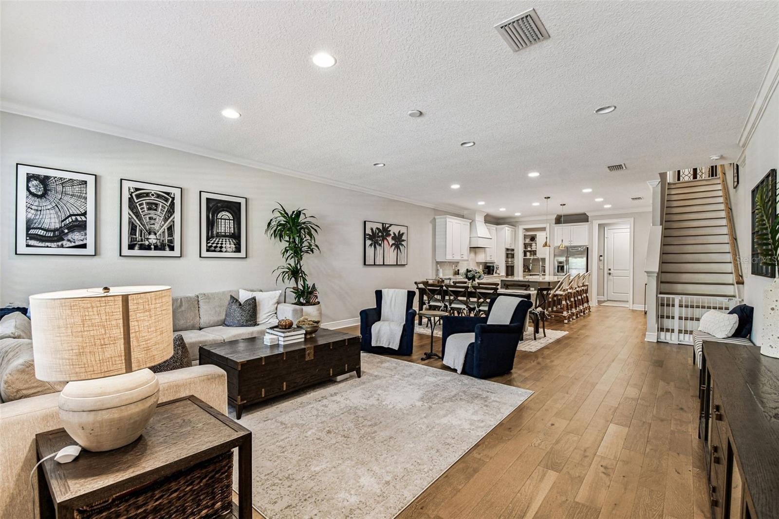 Image 7 of 39 For 3816 Horatio Street 2