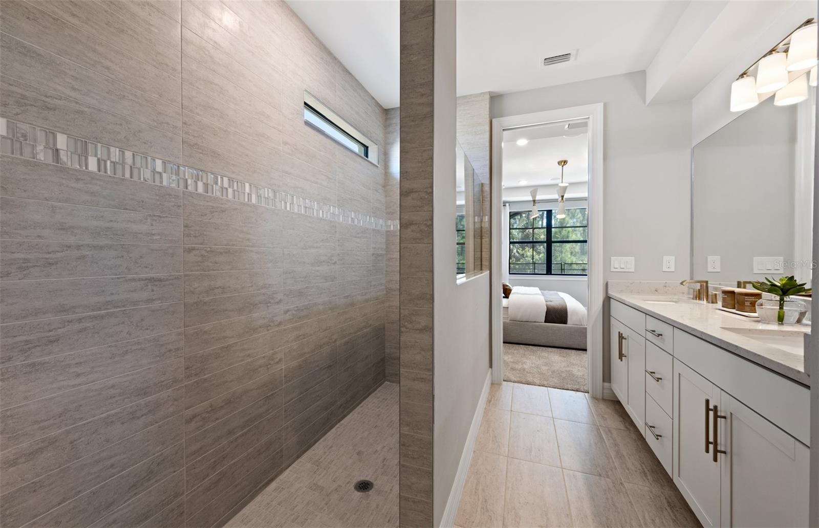 Image 15 of 26 For 7437 Summer Court