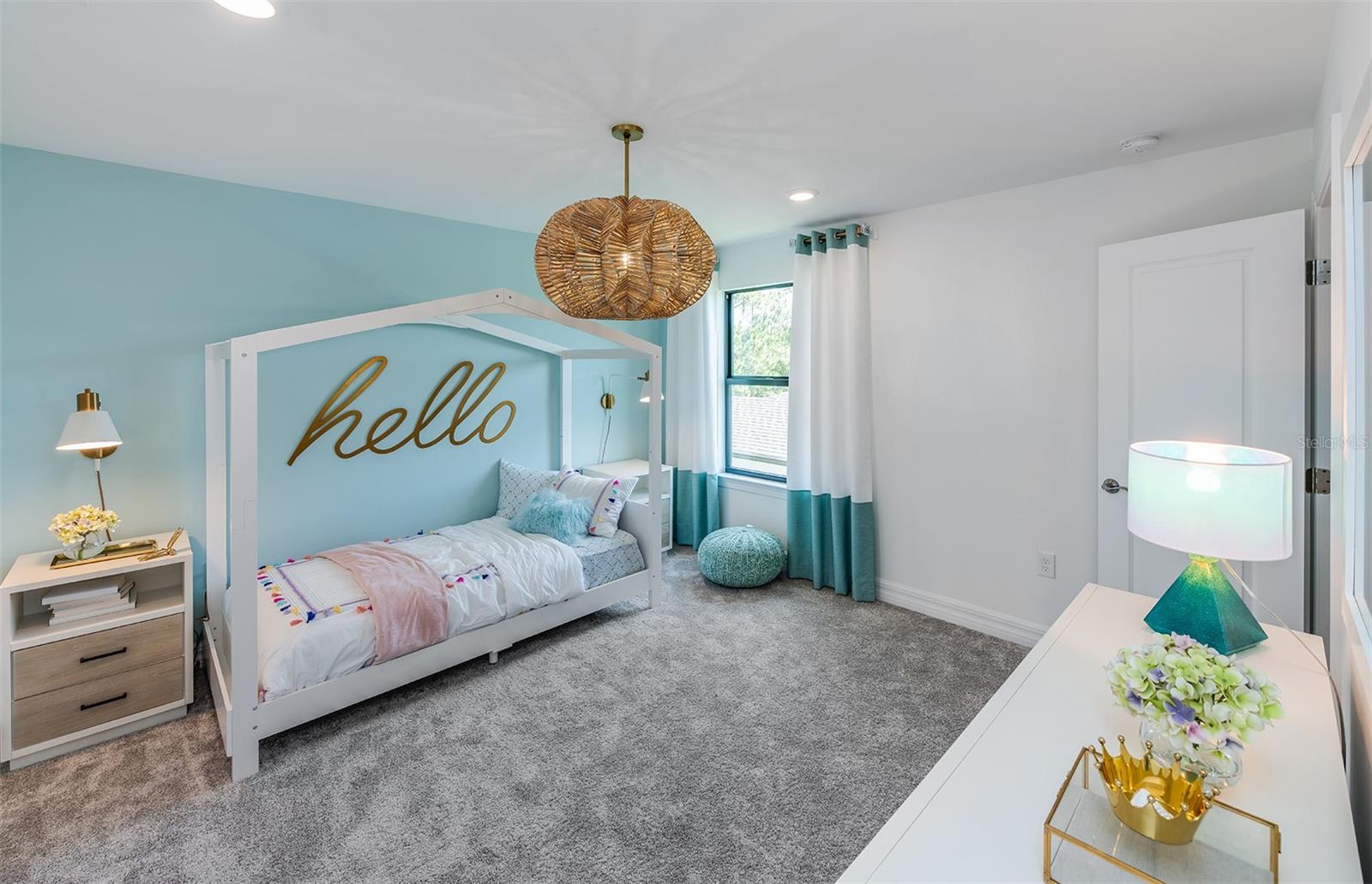 Image 20 of 26 For 7437 Summer Court