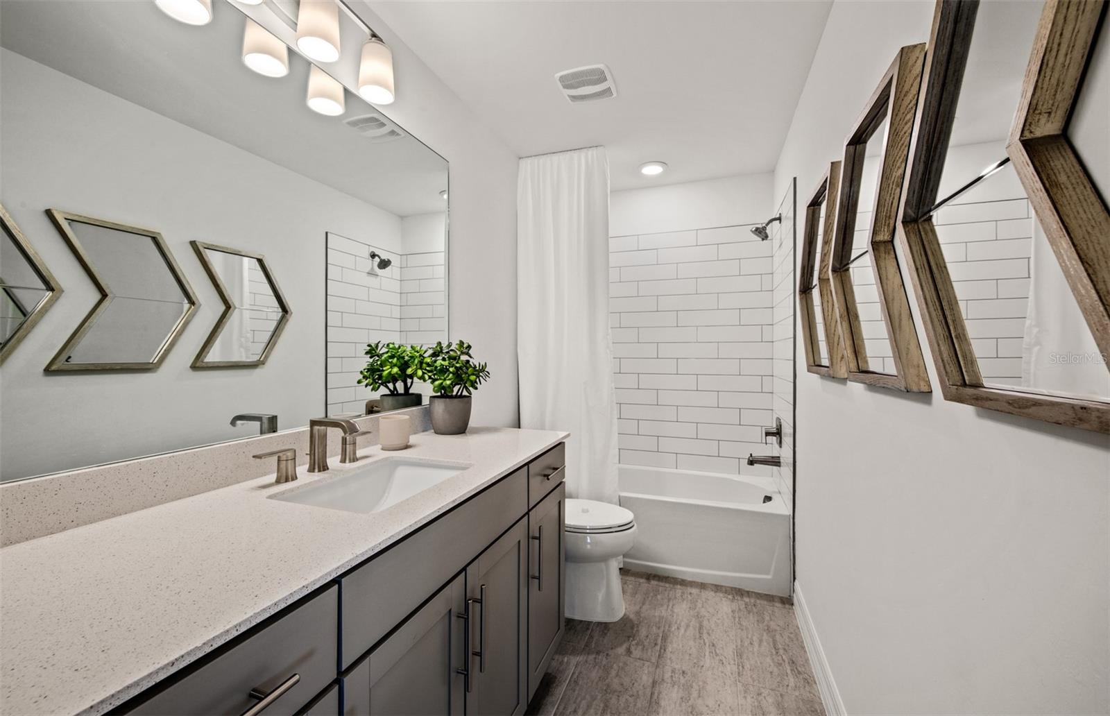 Image 22 of 26 For 7437 Summer Court