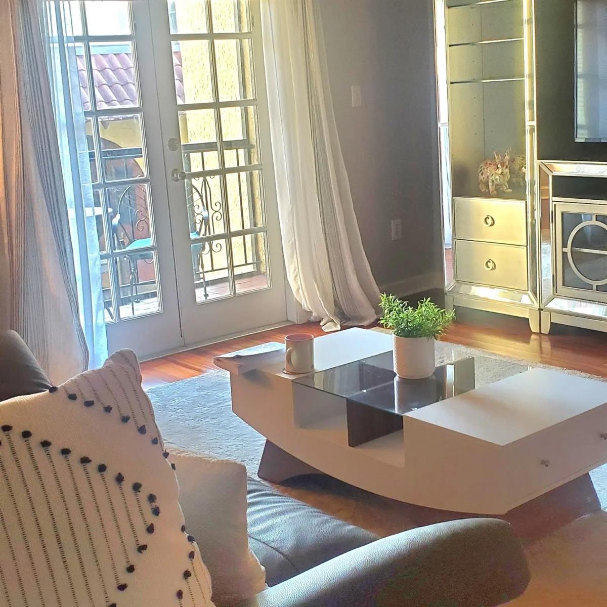 Image 5 of 22 For 5305 San Sebastian Court 228