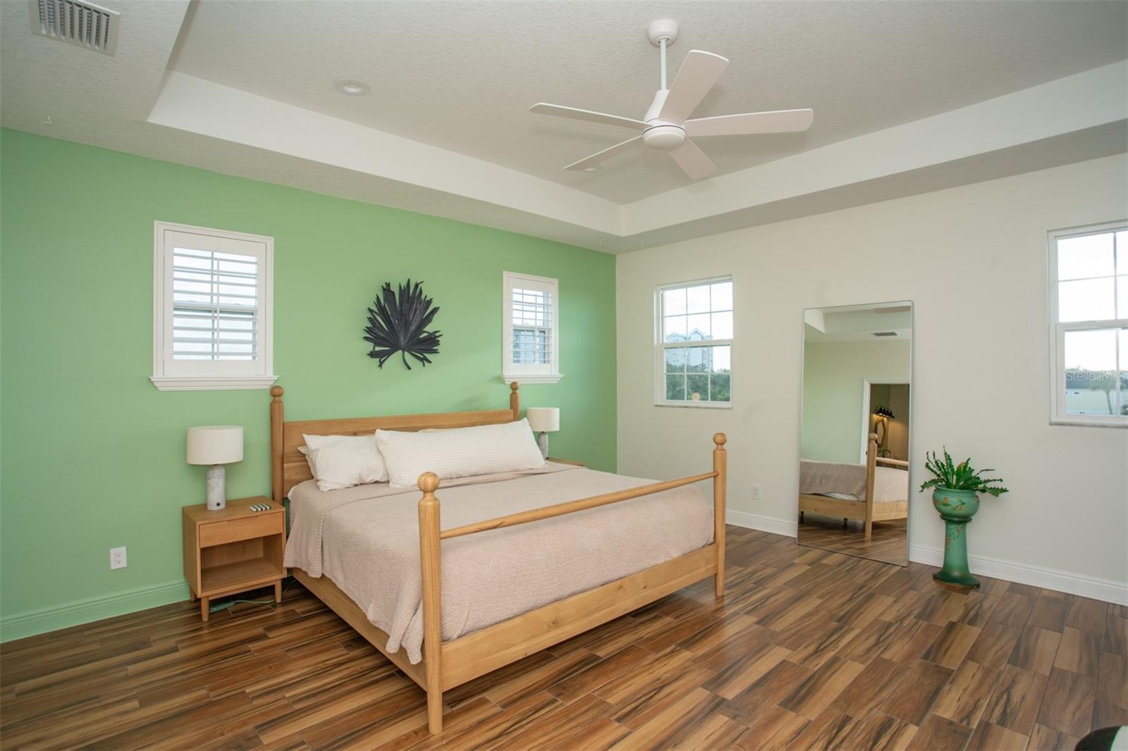 Image 30 of 61 For 6109 Bayside Drive