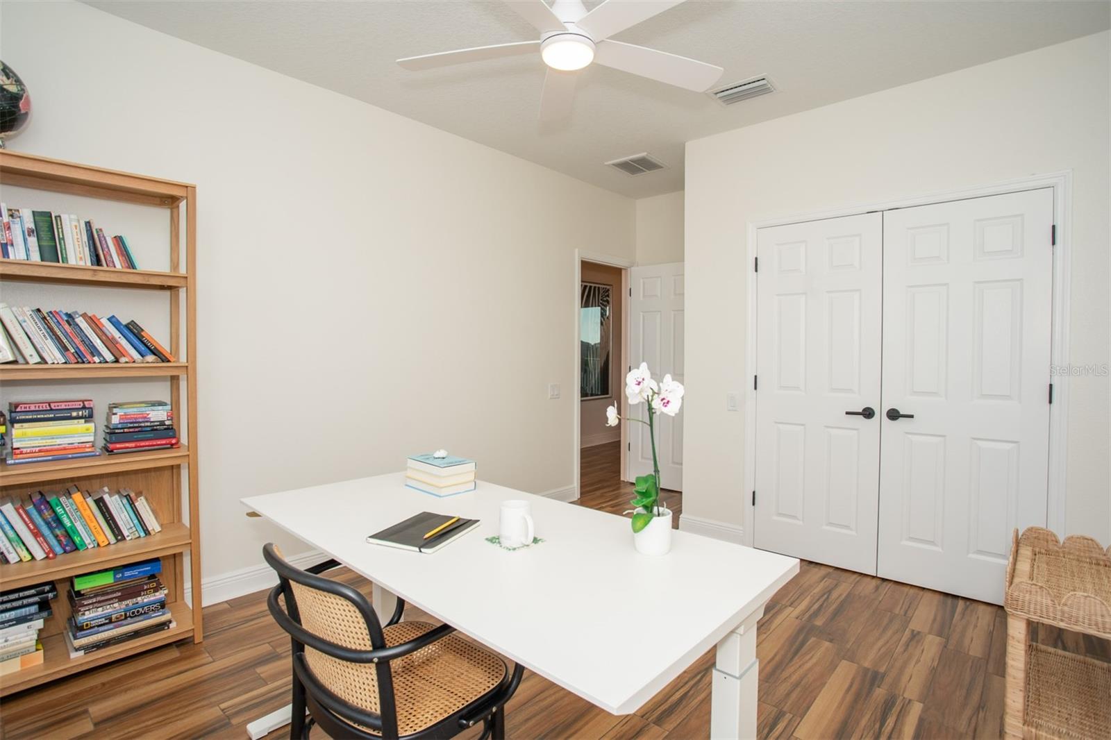 Image 35 of 61 For 6109 Bayside Drive