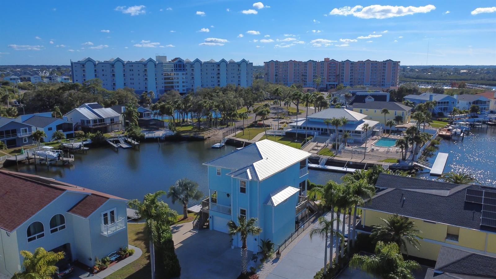 Image 4 of 61 For 6109 Bayside Drive