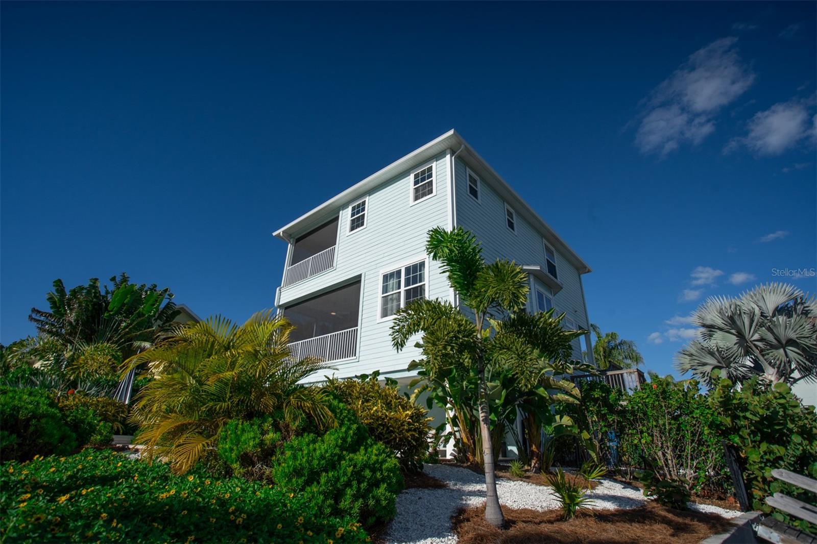 Image 50 of 61 For 6109 Bayside Drive