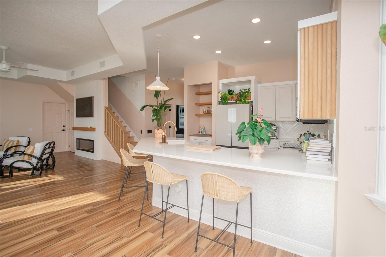 Image 6 of 61 For 6109 Bayside Drive