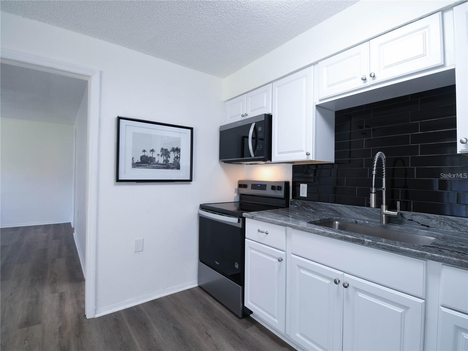 Image 10 of 31 For 4215 Bay Drive 1701b