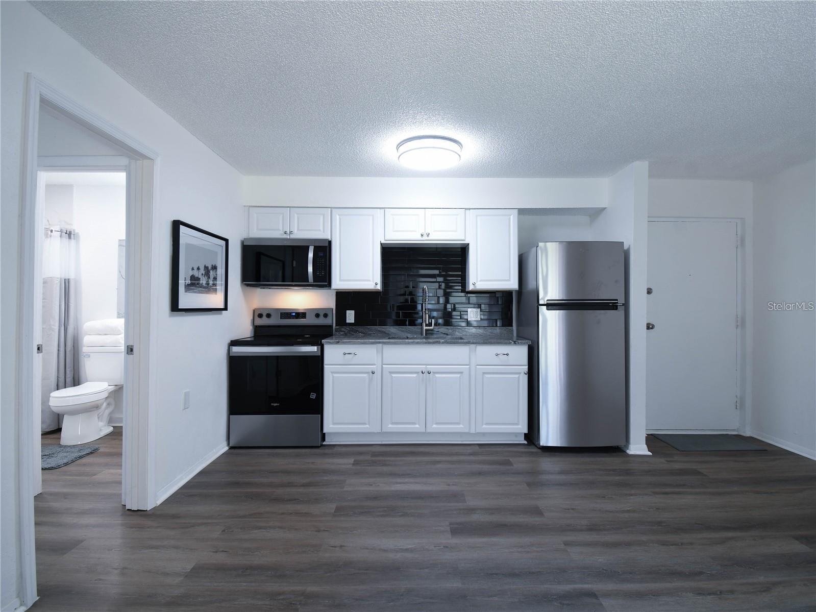 Image 8 of 31 For 4215 Bay Drive 1701b