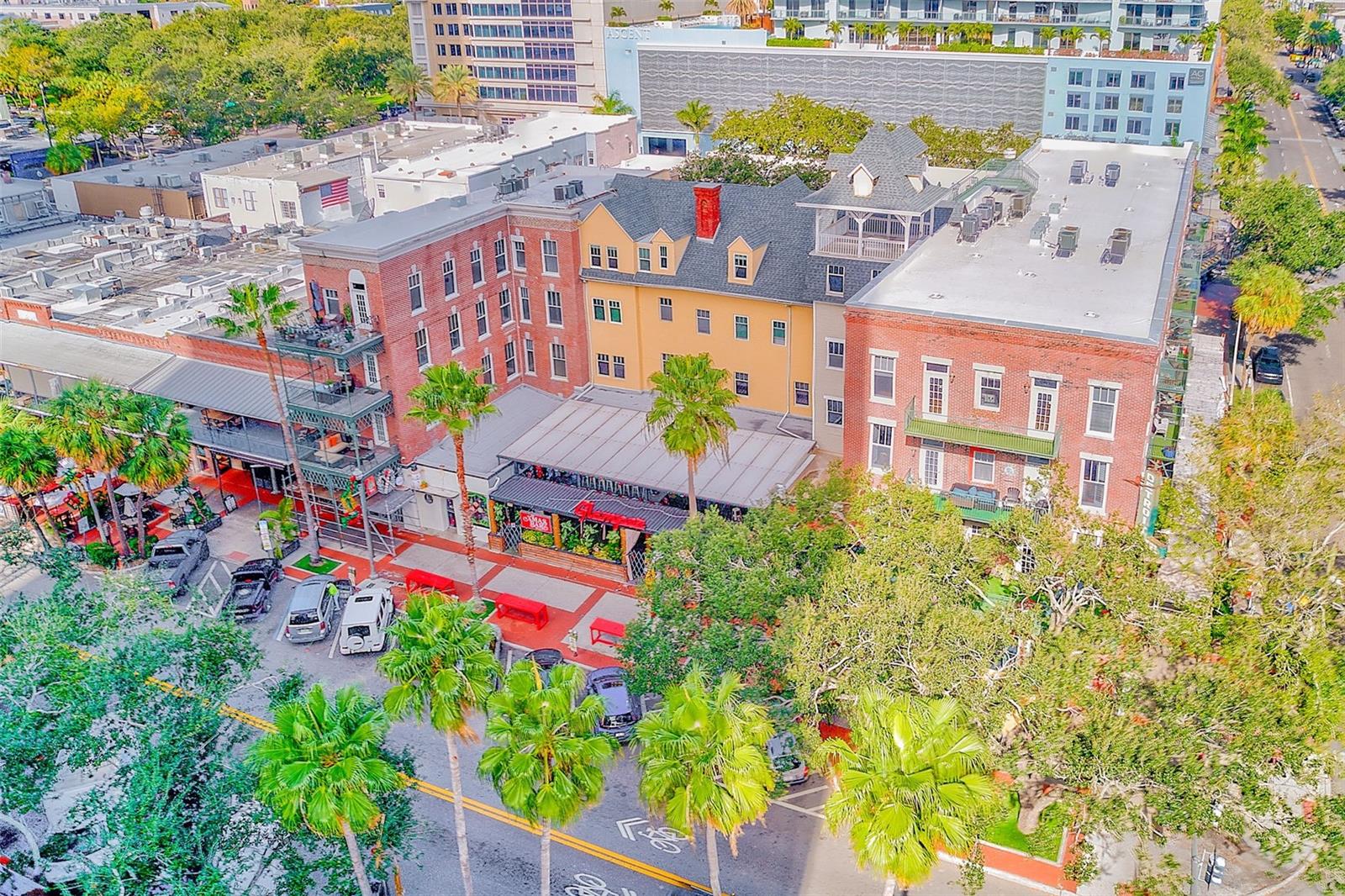 Image 2 of 17 For 215 Central Avenue 4c