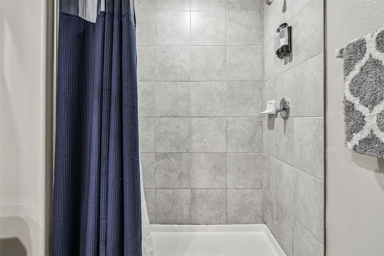 Image 26 of 54 For 4415 Globe Thistle Drive