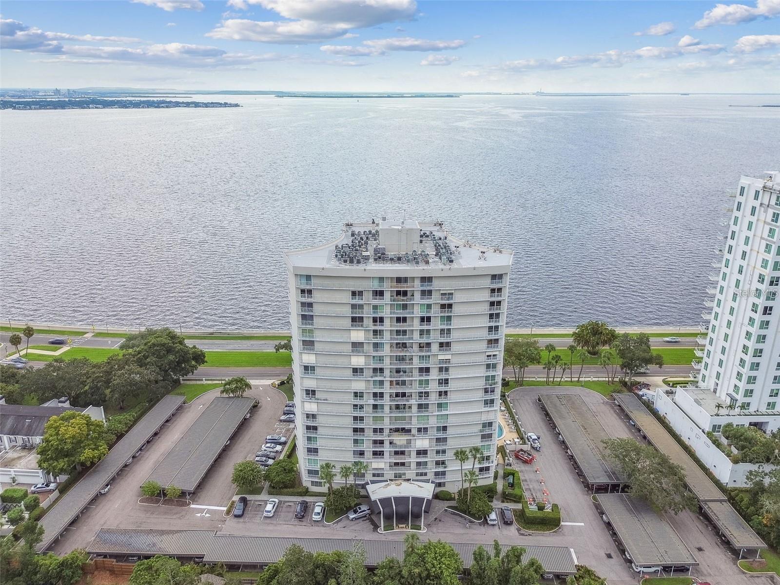 Image 34 of 35 For 2611 Bayshore Boulevard 507