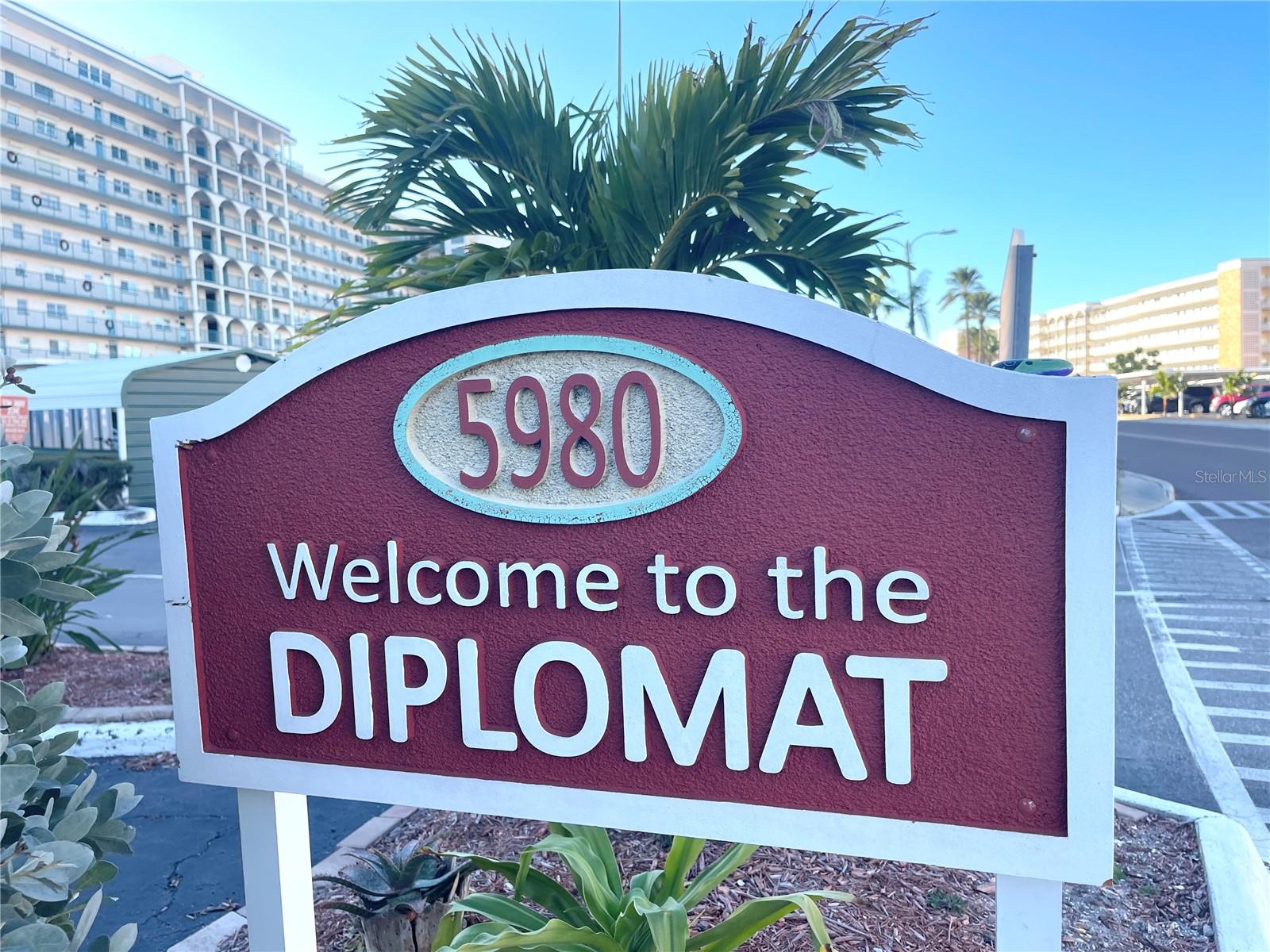 Image 3 of 71 For 5980 Shore Boulevard S 111