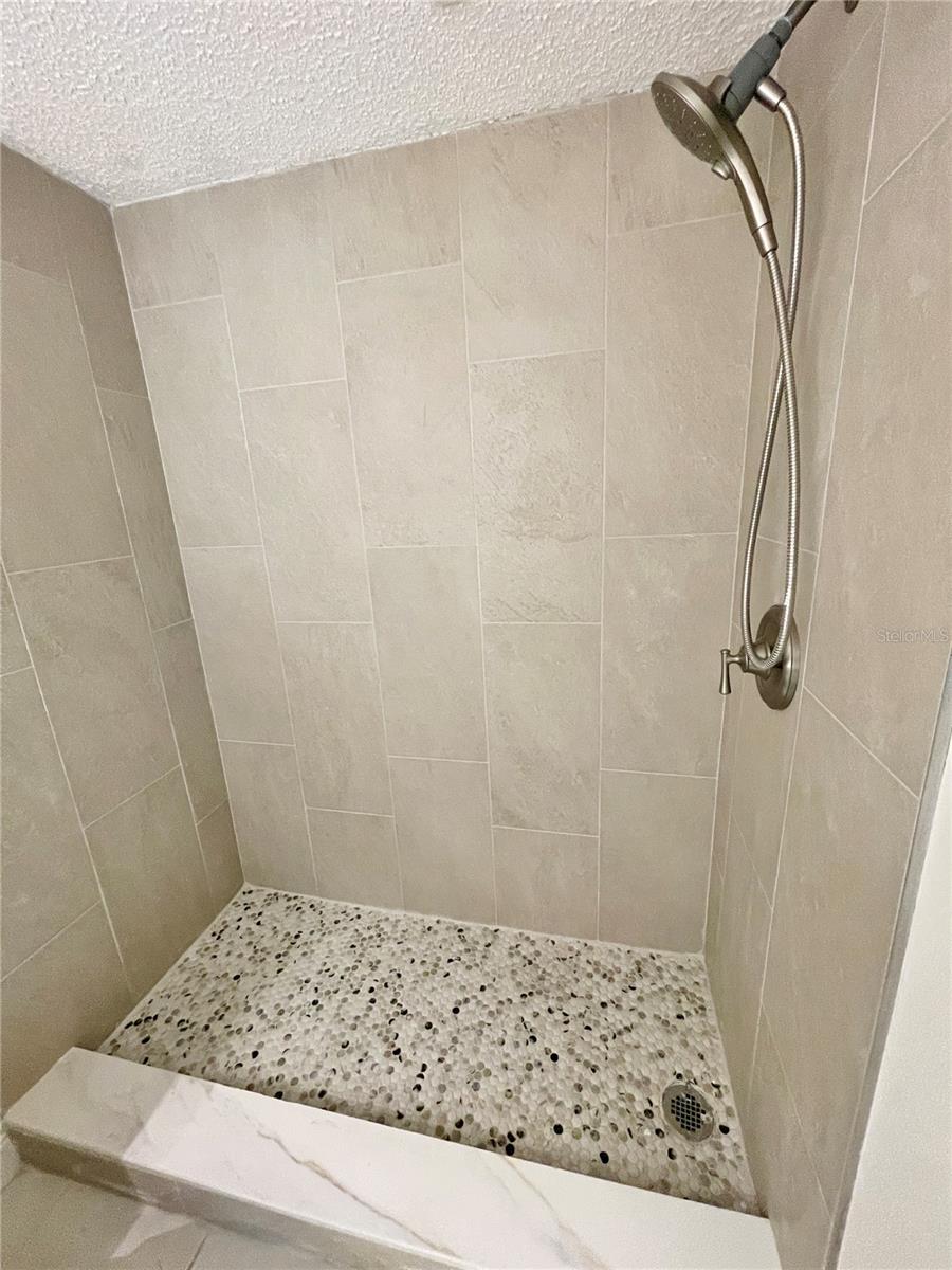 Image 45 of 71 For 5980 Shore Boulevard S 111