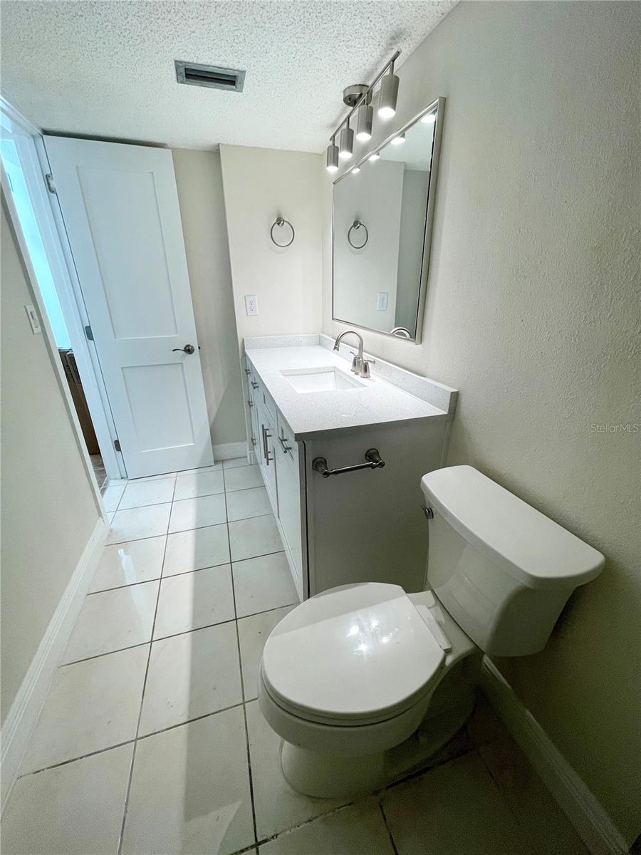 Image 47 of 71 For 5980 Shore Boulevard S 111