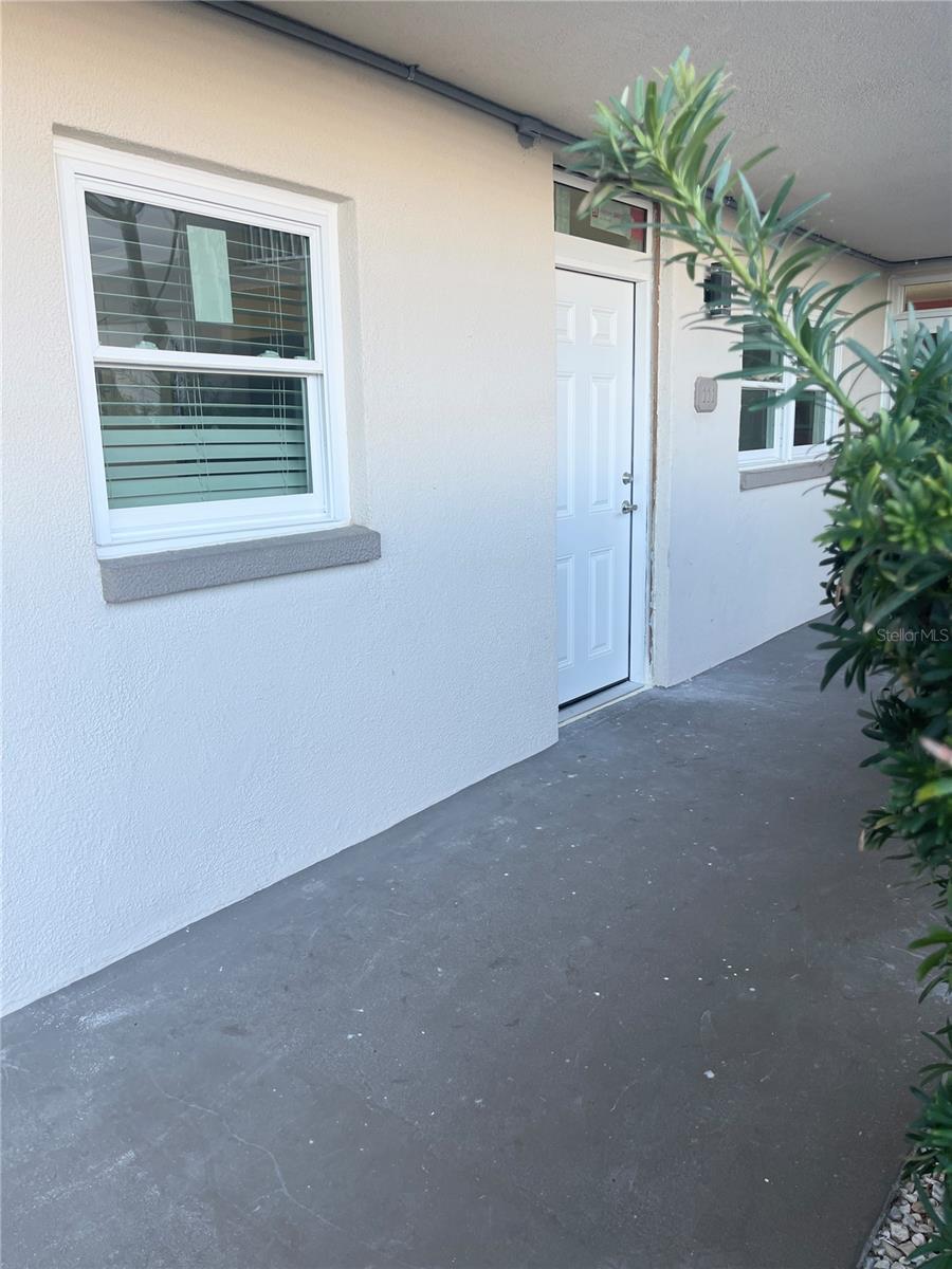 Image 7 of 71 For 5980 Shore Boulevard S 111