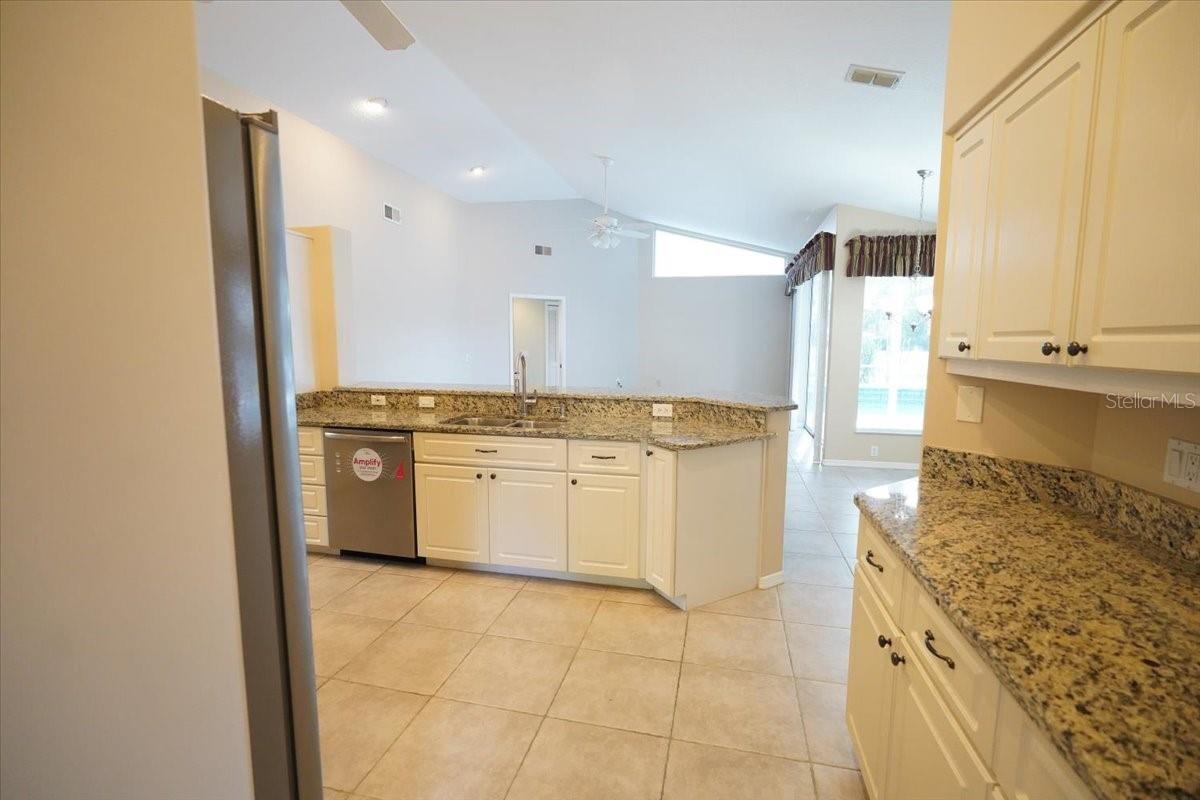 Image 10 of 66 For 29 Linder Circle