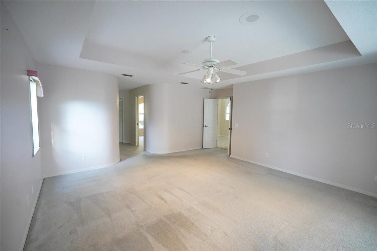 Image 20 of 66 For 29 Linder Circle