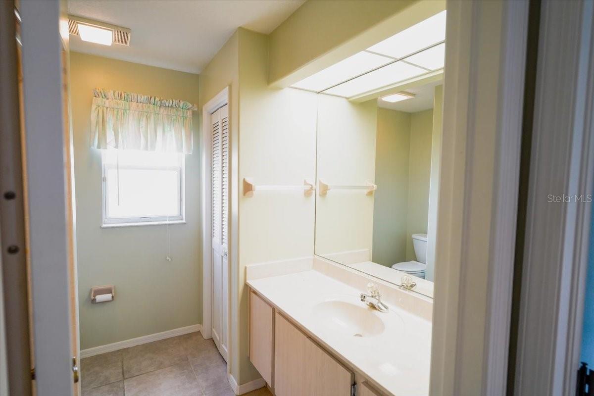 Image 36 of 66 For 29 Linder Circle