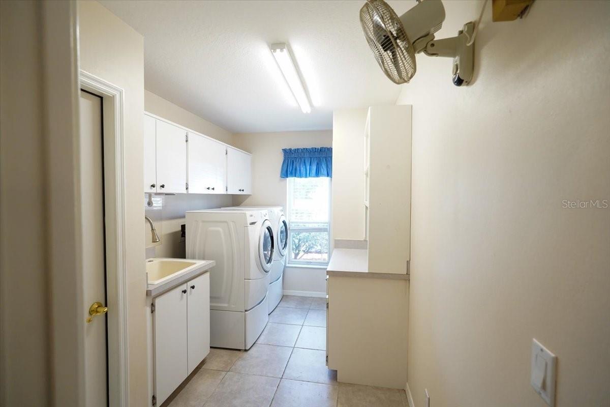 Image 42 of 66 For 29 Linder Circle