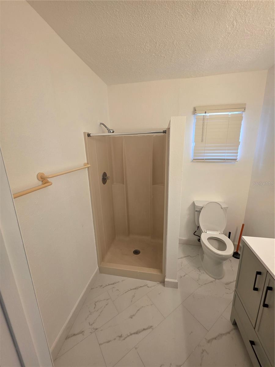 Image 17 of 27 For 7981 Smoketree Court