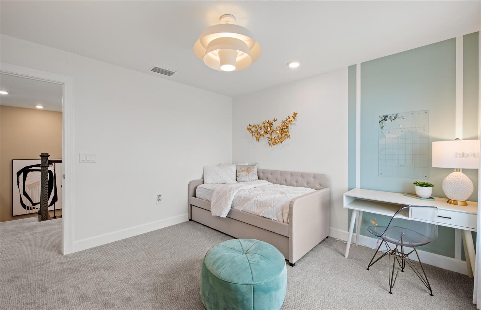 Image 18 of 27 For 7461 Summer Court