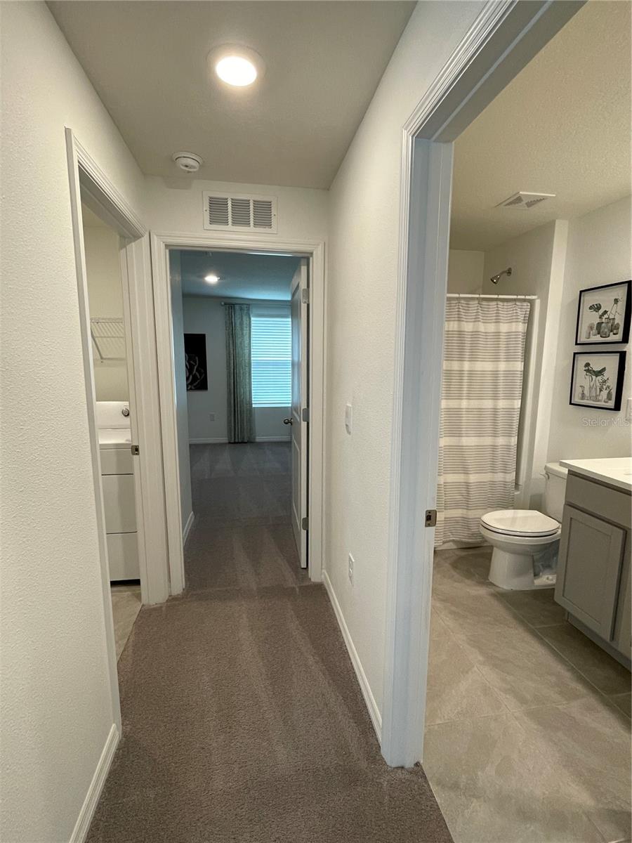 Image 12 of 35 For 37059 Kings Crown Dr