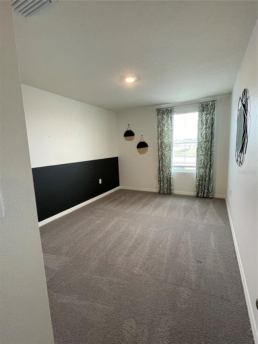 Image 14 of 35 For 37059 Kings Crown Dr