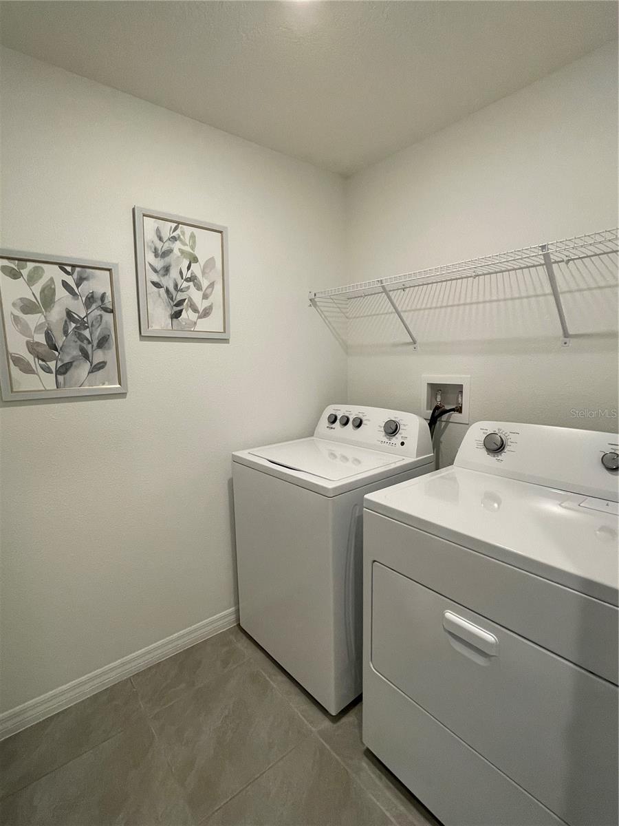 Image 28 of 35 For 37059 Kings Crown Dr