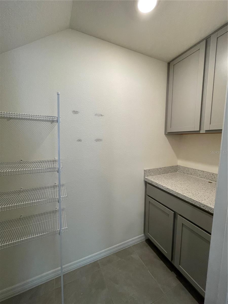 Image 9 of 35 For 37059 Kings Crown Dr