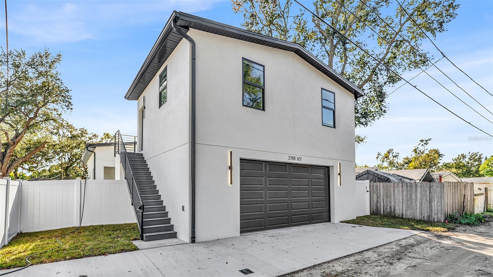 Image 25 of 38 For 2701 35th Avenue N