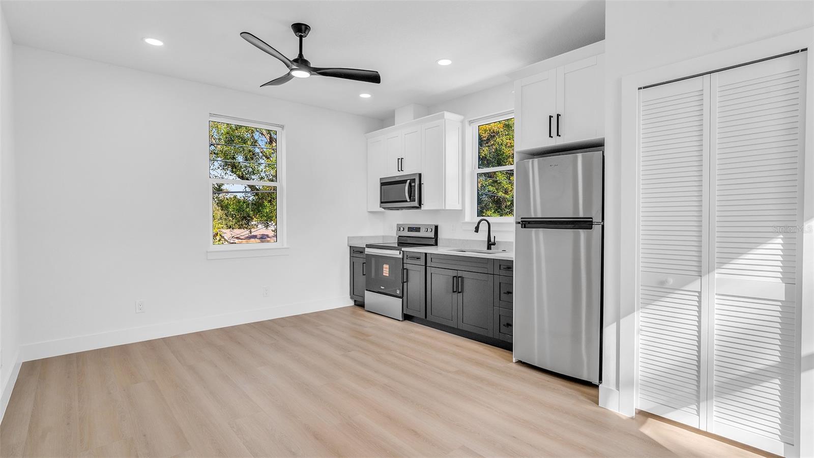 Image 29 of 38 For 2701 35th Avenue N