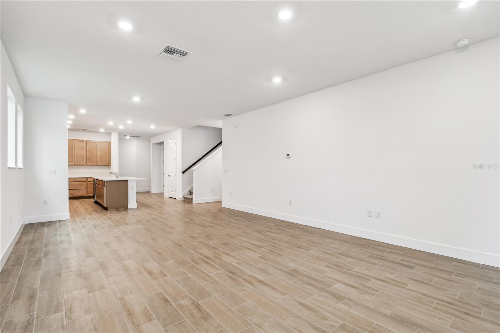 Image 14 of 40 For 30950 Pendleton Landing Circle