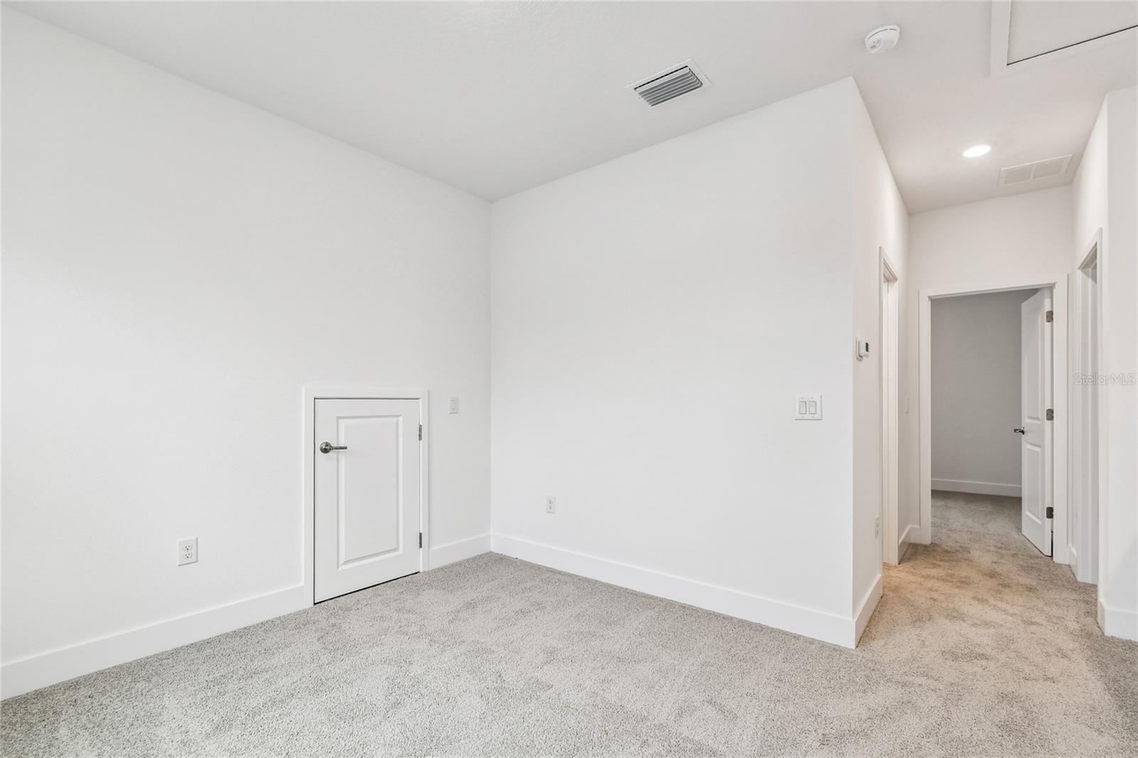 Image 18 of 40 For 30950 Pendleton Landing Circle