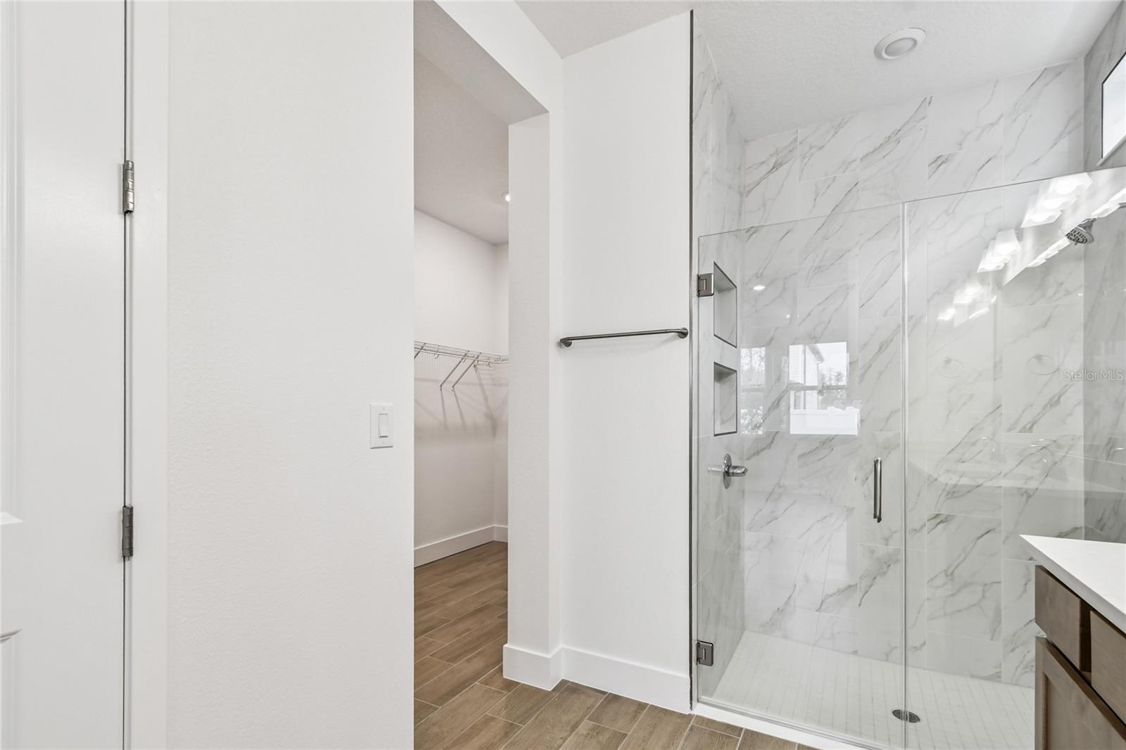 Image 26 of 40 For 30950 Pendleton Landing Circle