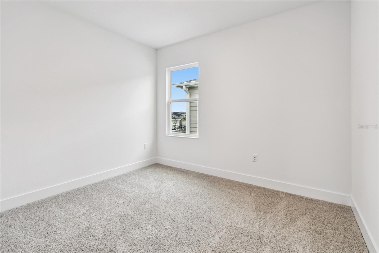 Image 29 of 40 For 30950 Pendleton Landing Circle