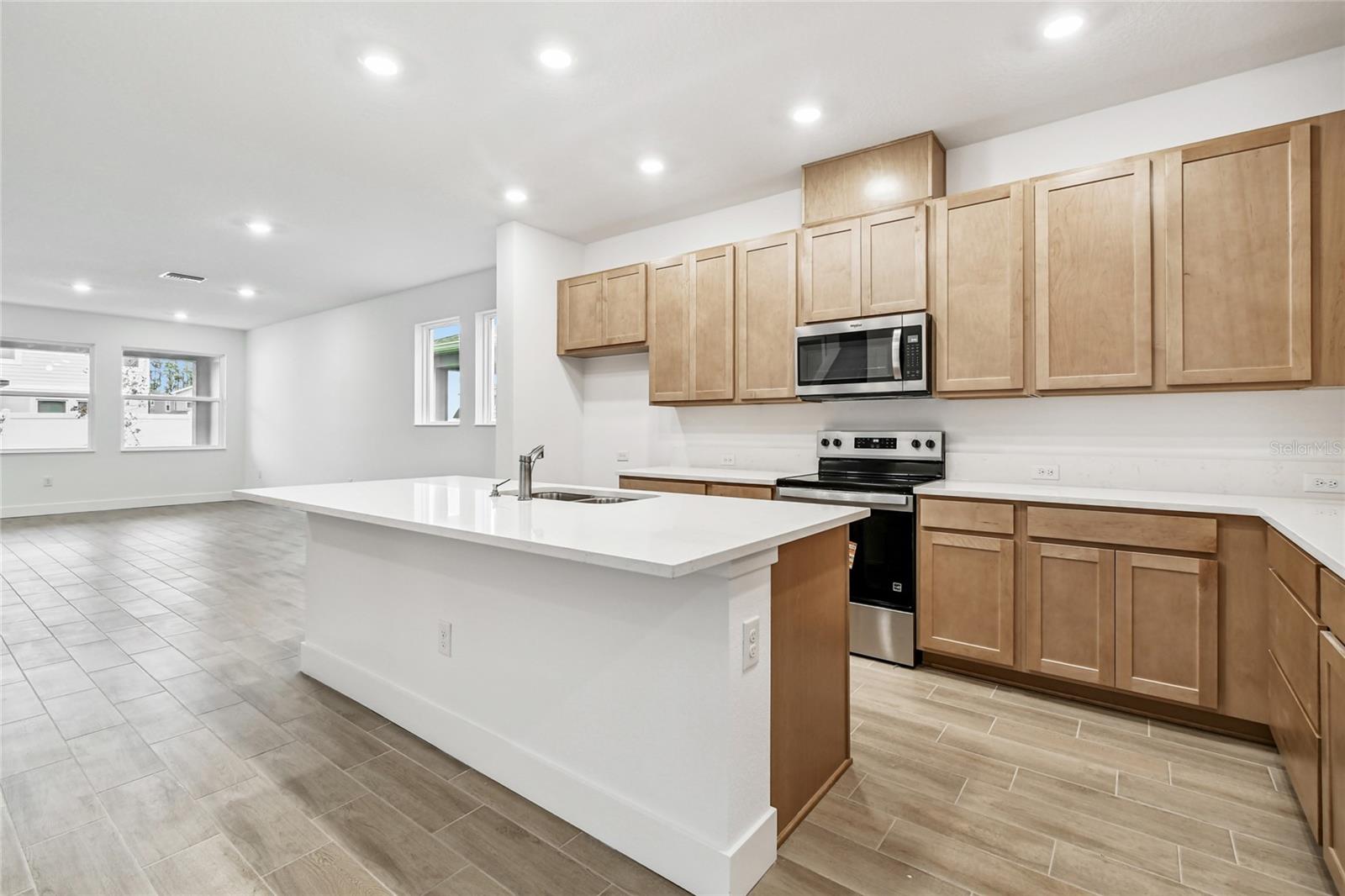 Image 4 of 40 For 30950 Pendleton Landing Circle