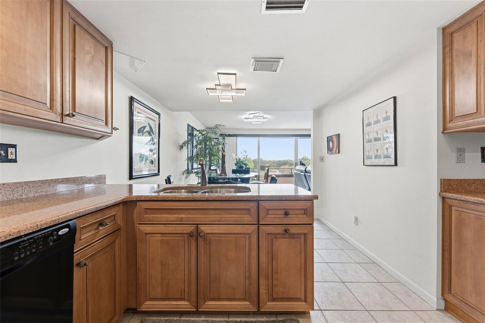 Image 13 of 53 For 3021 Countryside Boulevard 44a