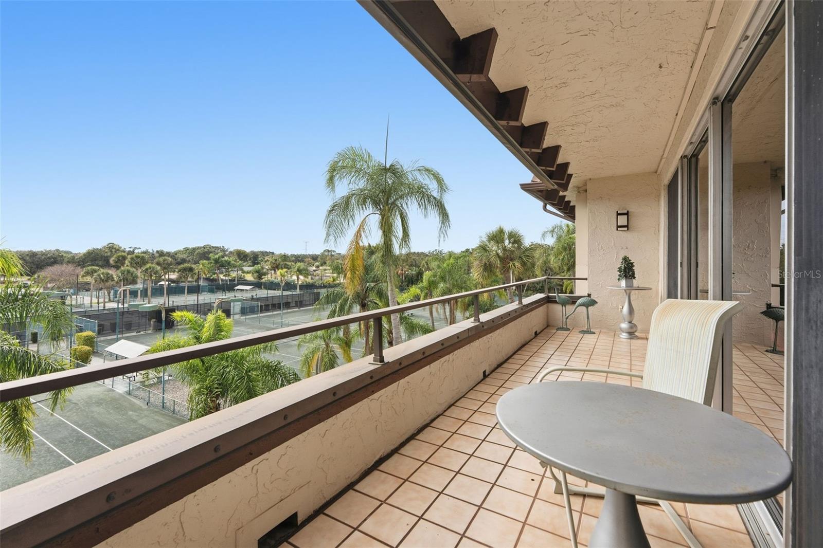 Image 32 of 53 For 3021 Countryside Boulevard 44a