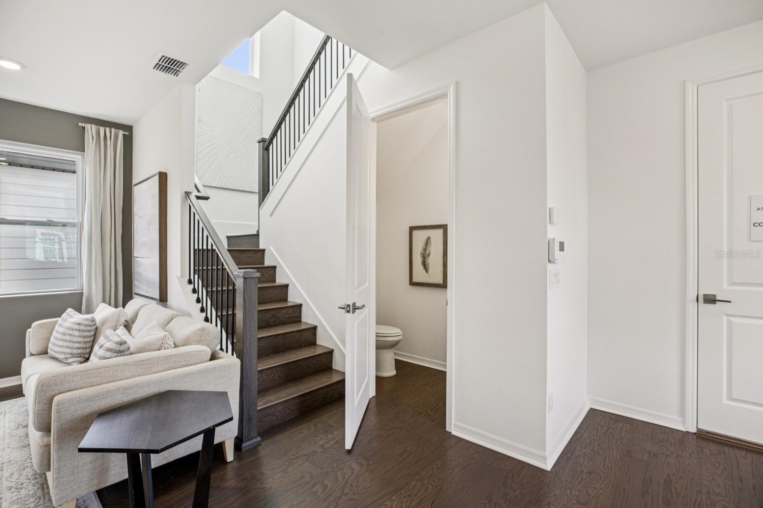 Image 22 of 55 For 11189 Green Citron Alley