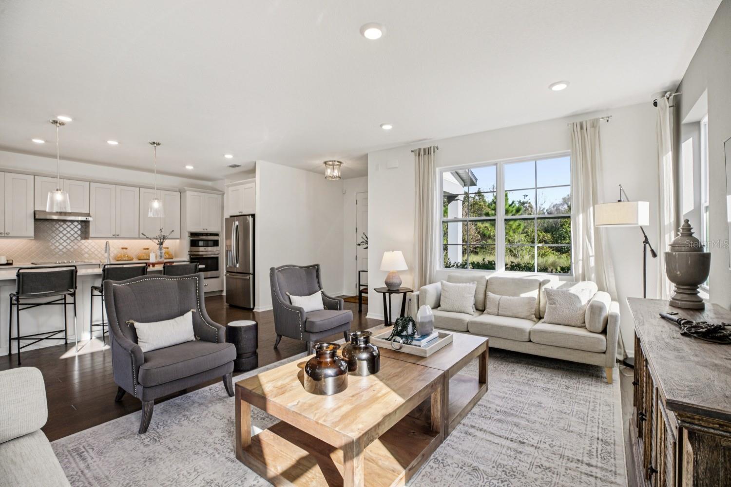 Image 7 of 55 For 11189 Green Citron Alley