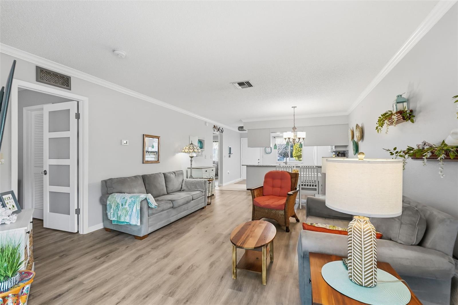 Image 14 of 30 For 2948 Bancroft Circle E B