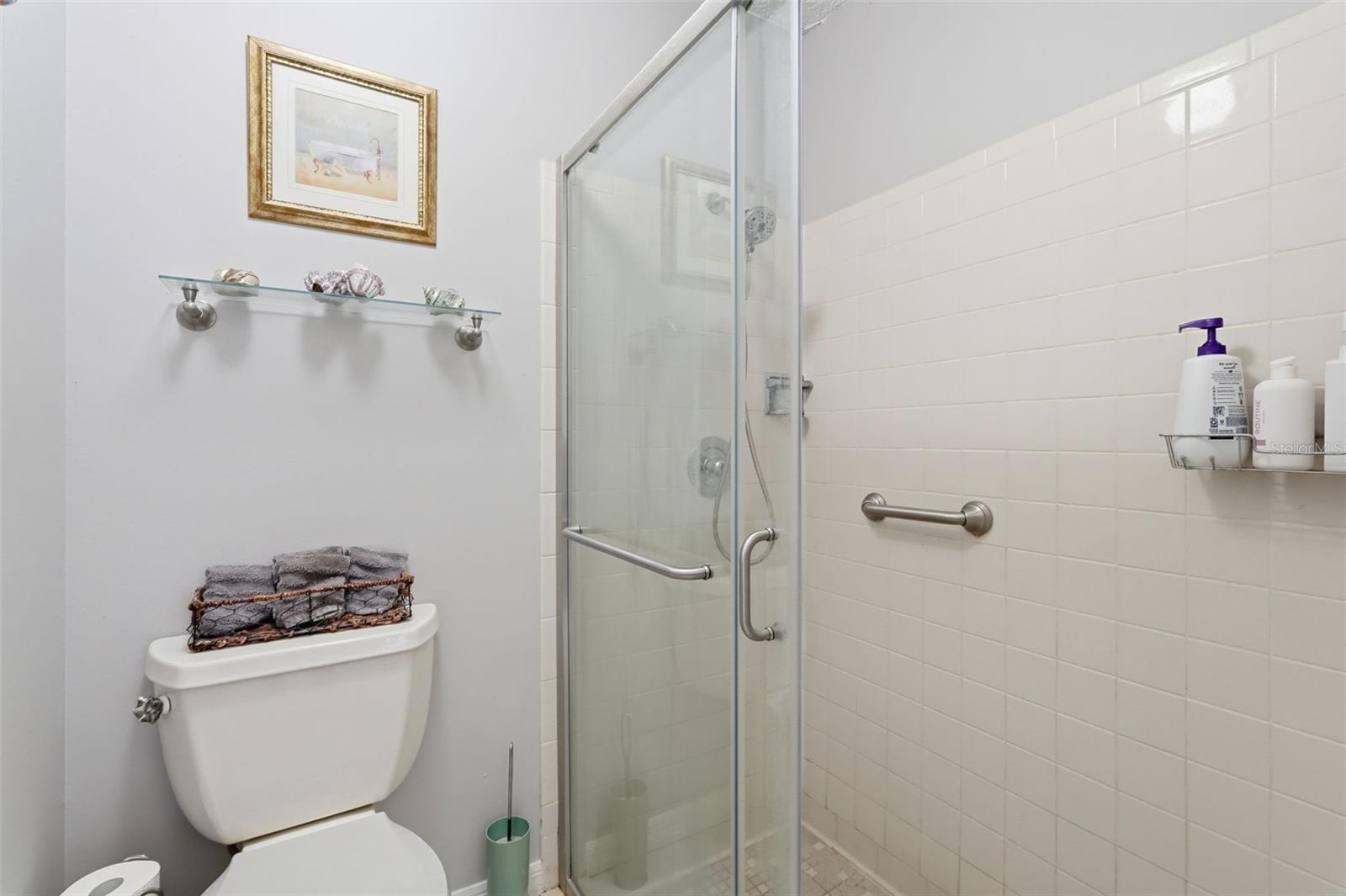 Image 18 of 30 For 2948 Bancroft Circle E B