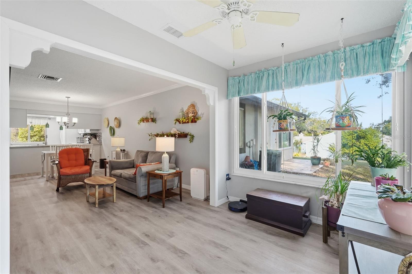 Image 20 of 30 For 2948 Bancroft Circle E B