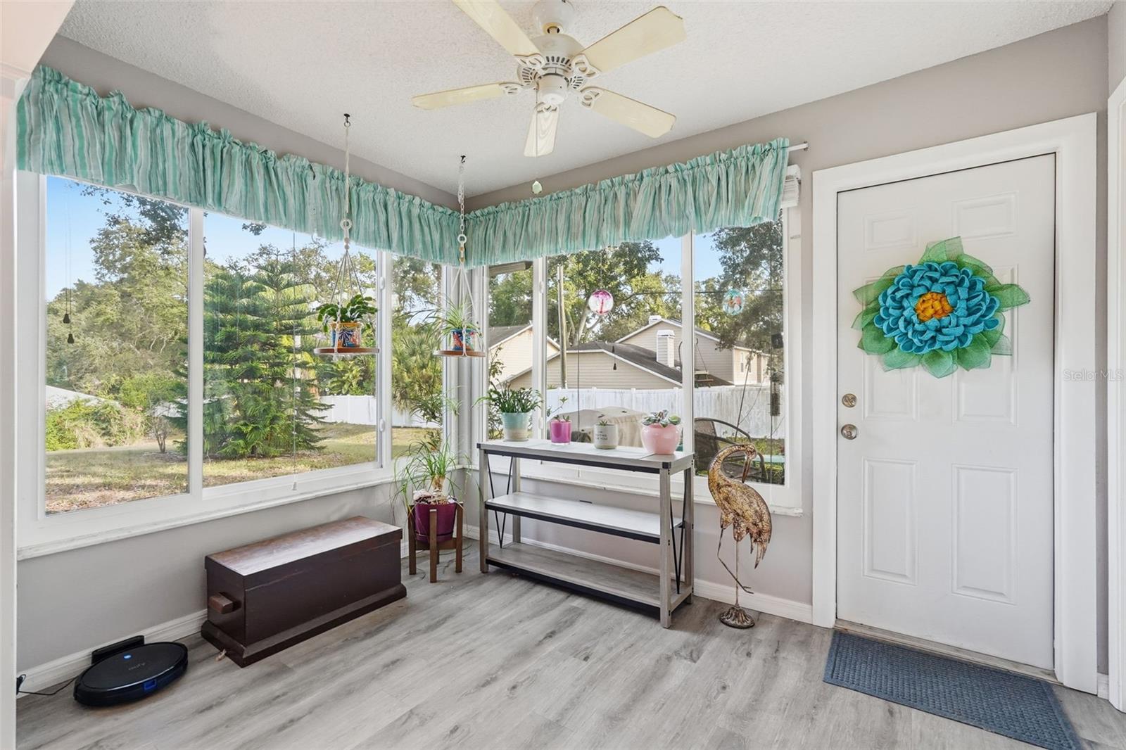 Image 21 of 30 For 2948 Bancroft Circle E B