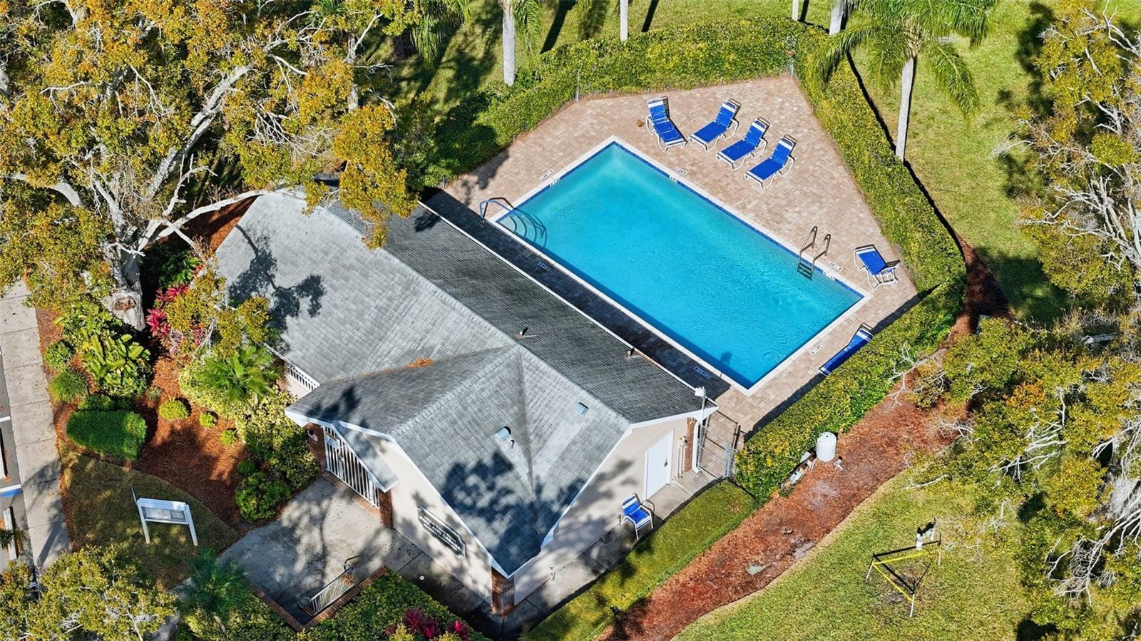 Image 27 of 30 For 2948 Bancroft Circle E B