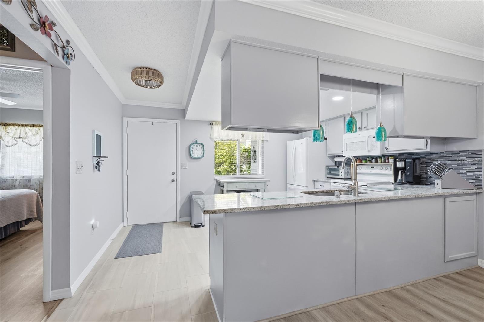 Image 8 of 30 For 2948 Bancroft Circle E B