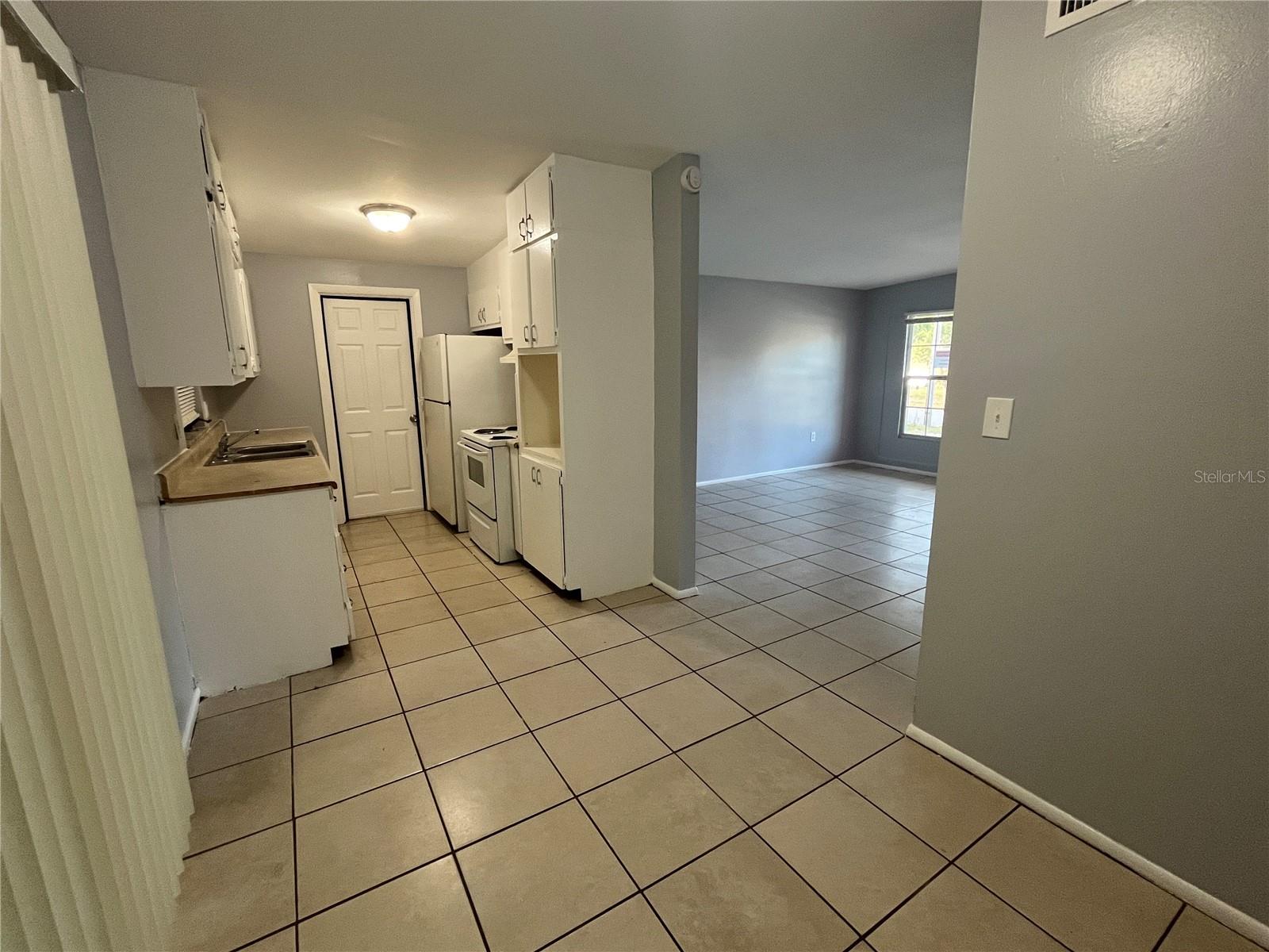 Image 5 of 12 For 308 Volusia Avenue