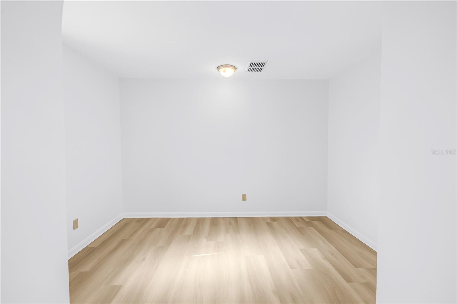 Image 23 of 36 For 9930 68th Street N