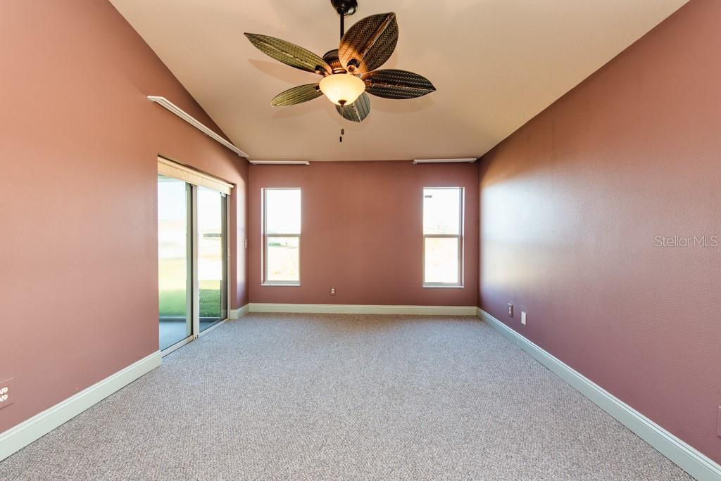 Image 11 of 40 For 1761 Bonita Bluff Court